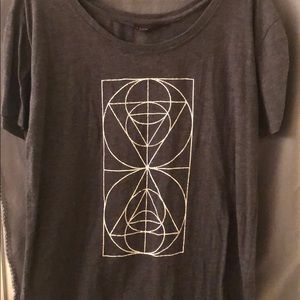 Cute Tee from buckle!